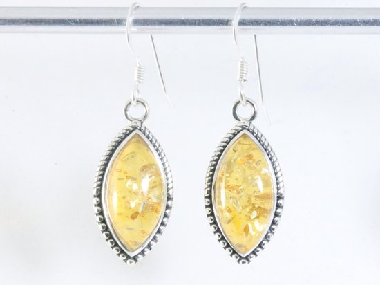 Bewerkte zilveren oorbellen met amber afbeelding 4