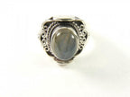 Bewerkte zilveren ring met labradoriet afbeelding 2