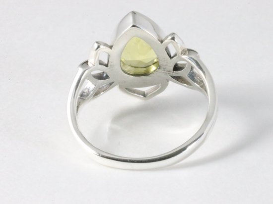 Opengewerkte zilveren lotus bloem ring met citrien afbeelding 3