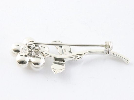 Zilveren bloem broche met parel en marcasiet afbeelding 3