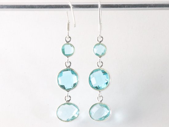 Lange zilveren oorbellen met blauwe topaas afbeelding 2