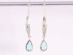 Lange bewerkte zilveren oorbellen met groene toermalijn afbeelding 3