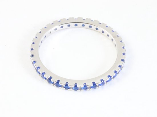 Fijne zilveren ring met blauwe saffier afbeelding 2