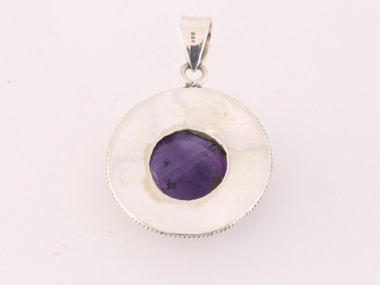 Ronde bewerkte zilveren hanger met amethist afbeelding 3