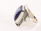 Bewerkte zilveren ring met lapis lazuli afbeelding 2