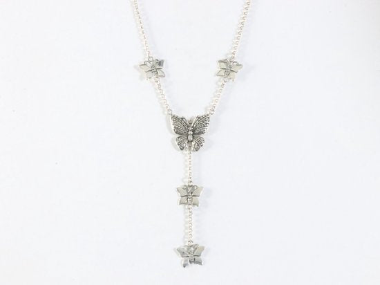 Fijne lange zilveren ketting met vlinders afbeelding 3