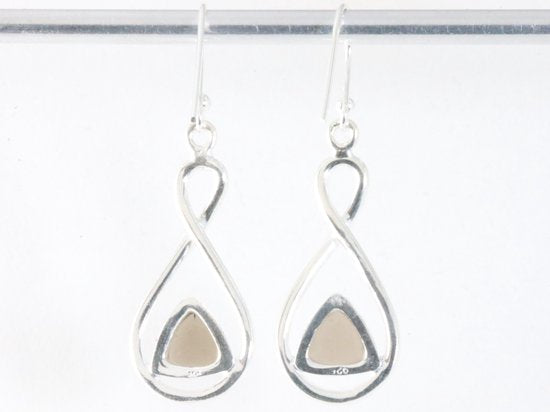 Opengewerkte zilveren oorbellen met rookkwarts afbeelding 3