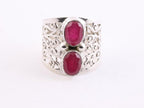 Opengewerkte zilveren ring met robijn afbeelding 4
