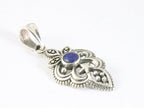 Bewerkte zilveren hanger met lapis lazuli afbeelding 2