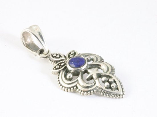 Bewerkte zilveren hanger met lapis lazuli afbeelding 2