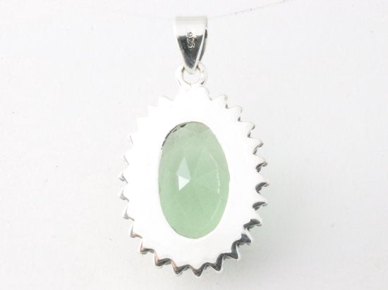 Bewerkte zilveren hanger met groene amethist afbeelding 3