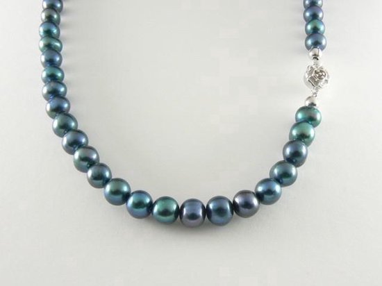 Collier van natuurlijke zwarte zoetwaterparels en zilveren sluiting afbeelding 2