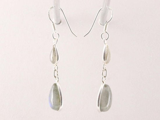 Fijne lange zilveren oorbellen met labradoriet afbeelding 2