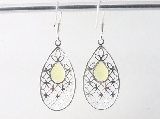 Opengewerkte zilveren oorbellen met citrien afbeelding 3