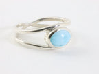 Opengewerkte hoogglans zilveren ring met larimar afbeelding 1
