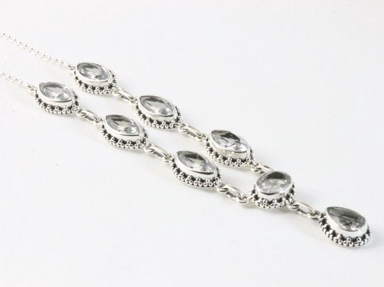 Bewerkte zilveren ketting met bergkristal afbeelding 2