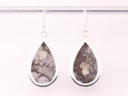 Druppelvormige zilveren oorbellen met wild horse steen afbeelding 3