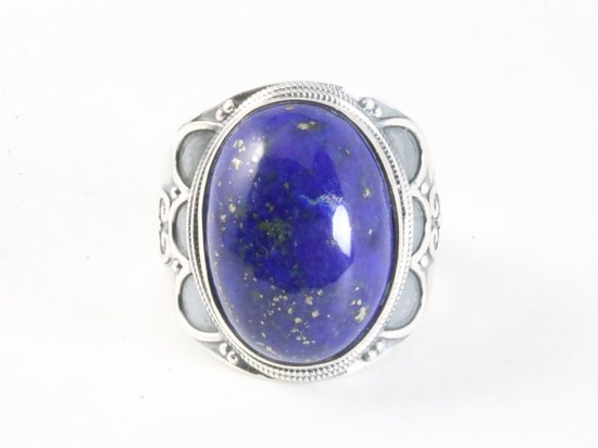 Bewerkte zilveren ring met lapis lazuli afbeelding 4