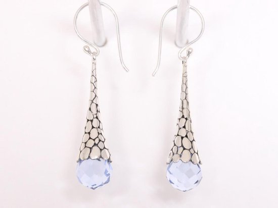Bewerkte zilveren oorbellen met aquamarijn afbeelding 2