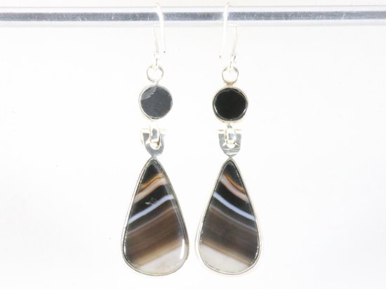Lange zilveren oorbellen met Botswana agaat en onyx afbeelding 2