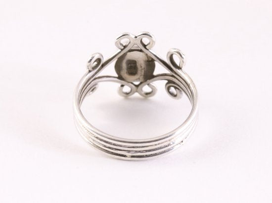 Fijne opengewerkte zilveren ring met granaat afbeelding 3