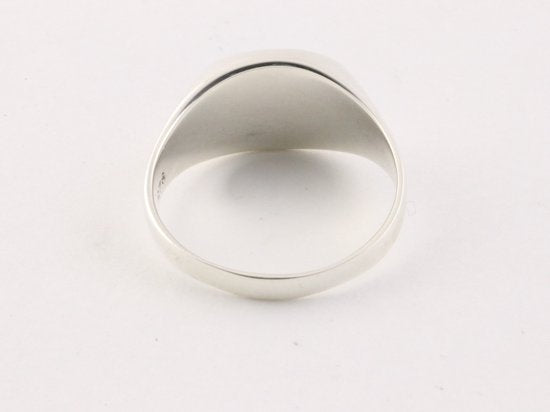 Ovale hoogglans zilveren ring met onyx afbeelding 3