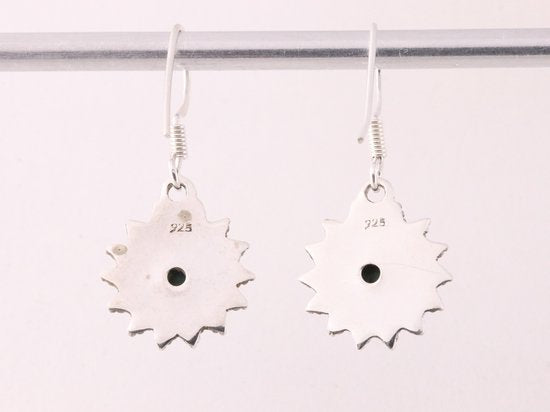 Fijne bewerkte zilveren oorbellen met turkoois afbeelding 3