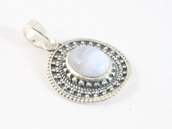 Bewerkte ovale zilveren hanger met blauwe lace agaat afbeelding 2