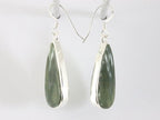 Lange zilveren oorbellen met groene serafiniet afbeelding 2