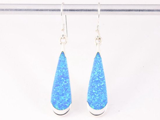 Druppelvormige zilveren oorbellen met Australische opaal afbeelding 4