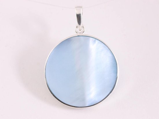 Ronde zilveren hanger met lotus bloem op blauwe schelp afbeelding 3