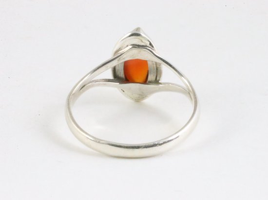 Fijne zilveren ring met carneool afbeelding 3