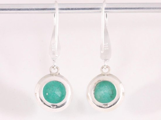 Lange hoogglans zilveren oorbellen met smaragd afbeelding 3