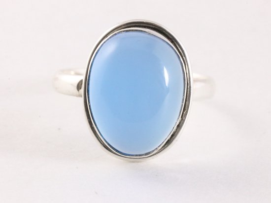 Ovale zilveren ring met blauwe chalcedoon afbeelding 4