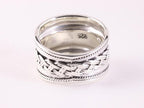 Brede zilveren ring met vlechtmotief en kabelpatronen afbeelding 3