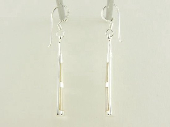 Zilveren oorbellen met parelmoer afbeelding 3