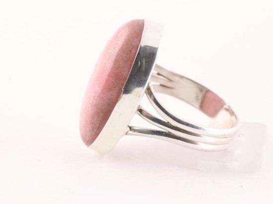 Grote ovale zilveren ring met thuliet afbeelding 2