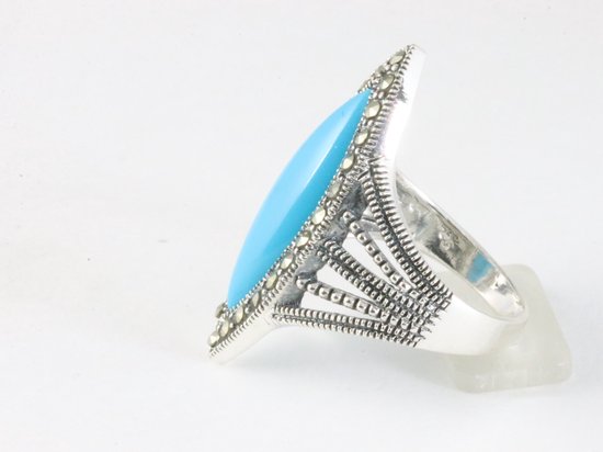 Langwerpige zilveren ring met blauwe turkoois en marcasiet afbeelding 2