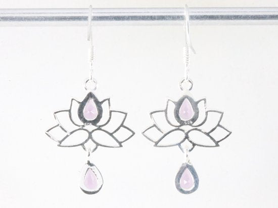 Zilveren lotus oorbellen met amethist afbeelding 3