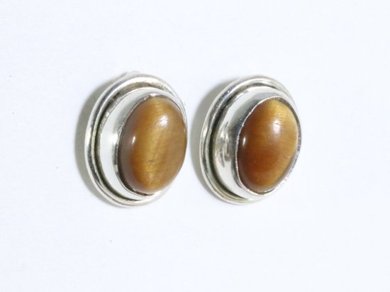 Fijne ovale zilveren oorstekers met tijgeroog afbeelding 1