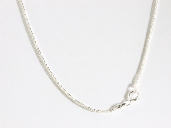 Zilveren hanger met regenboog maansteen en parel aan ketting afbeelding 5