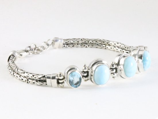 Traditionele zilveren armband met larimar, blauwe topaas en koningsschakels afbeelding 2