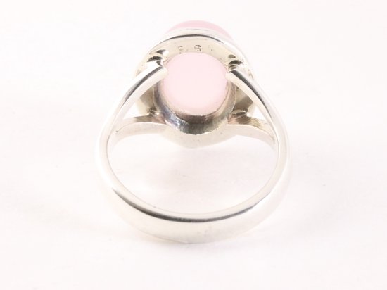 Bewerkte zilveren ring met rozenkwarts afbeelding 3