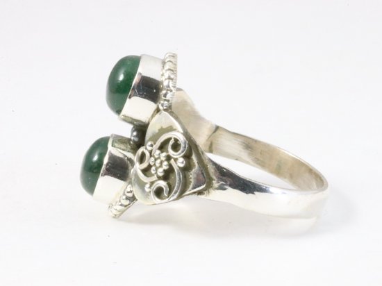 Fijne bewerkte zilveren ring met jade afbeelding 2