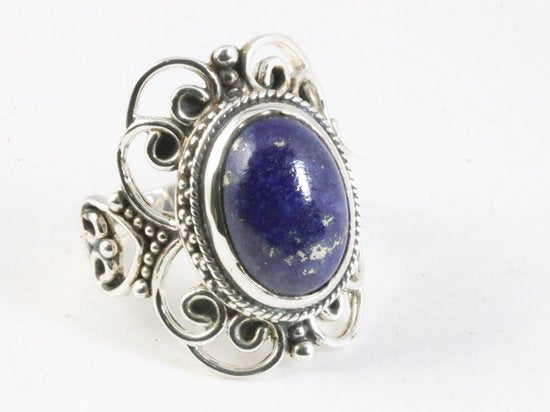 Opengewerkte zilveren ring met lapis lazuli afbeelding 1