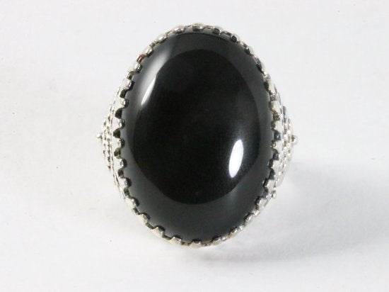 Zware bewerkte zilveren ring met onyx afbeelding 4