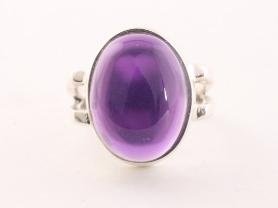Zware zilveren ring met amethist afbeelding 4