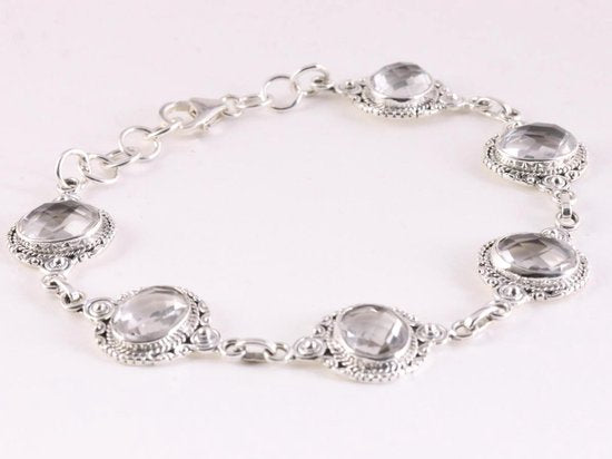 Bewerkte zilveren schakelarmband met bergkristal afbeelding 2