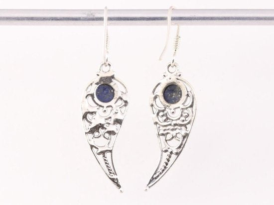Opengewerkte zilveren oorbellen met lapis lazuli afbeelding 3