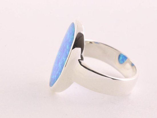 Ovale hoogglans zilveren ring met Australische opaal afbeelding 2